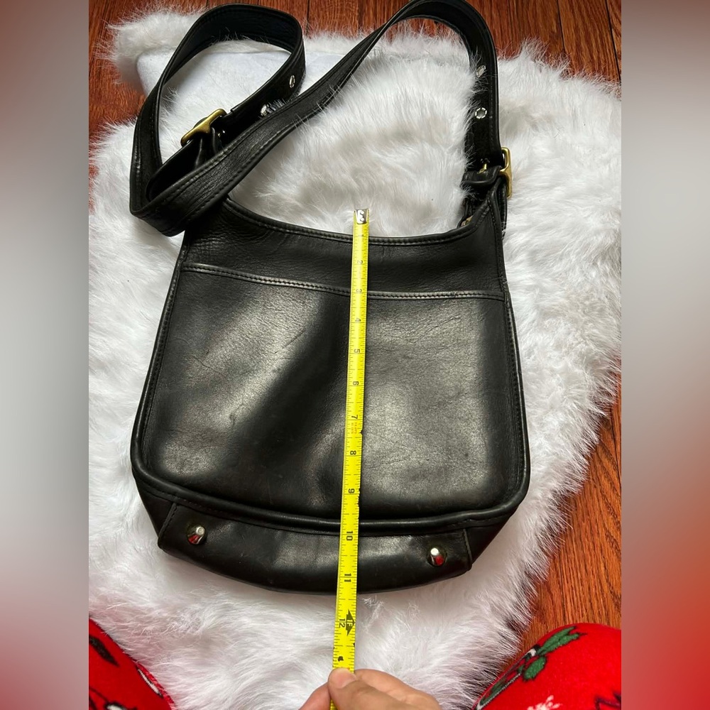 Coach Vintage Legacy Zip Black Handbag Shoulder Crossbody Purse Style# 9966